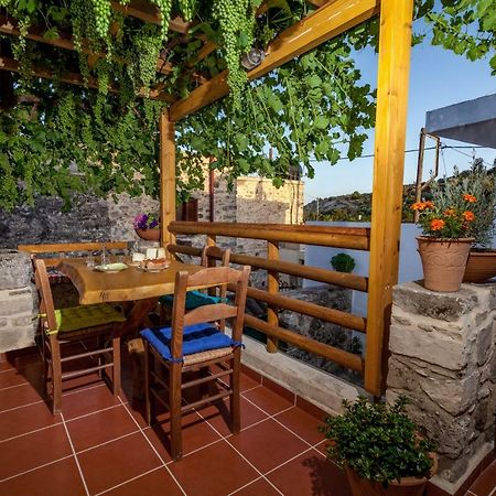 Aristidis'S Plouti Moires Guest House Exterior foto
