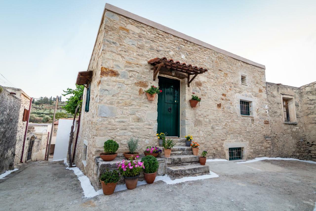 Aristidis'S Plouti Moires Guest House Exterior foto